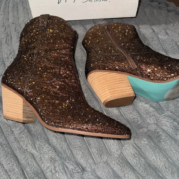 Betsey Johnson Brown Ankle Booties with Glamorous Sparkle - Picture 3 of 4